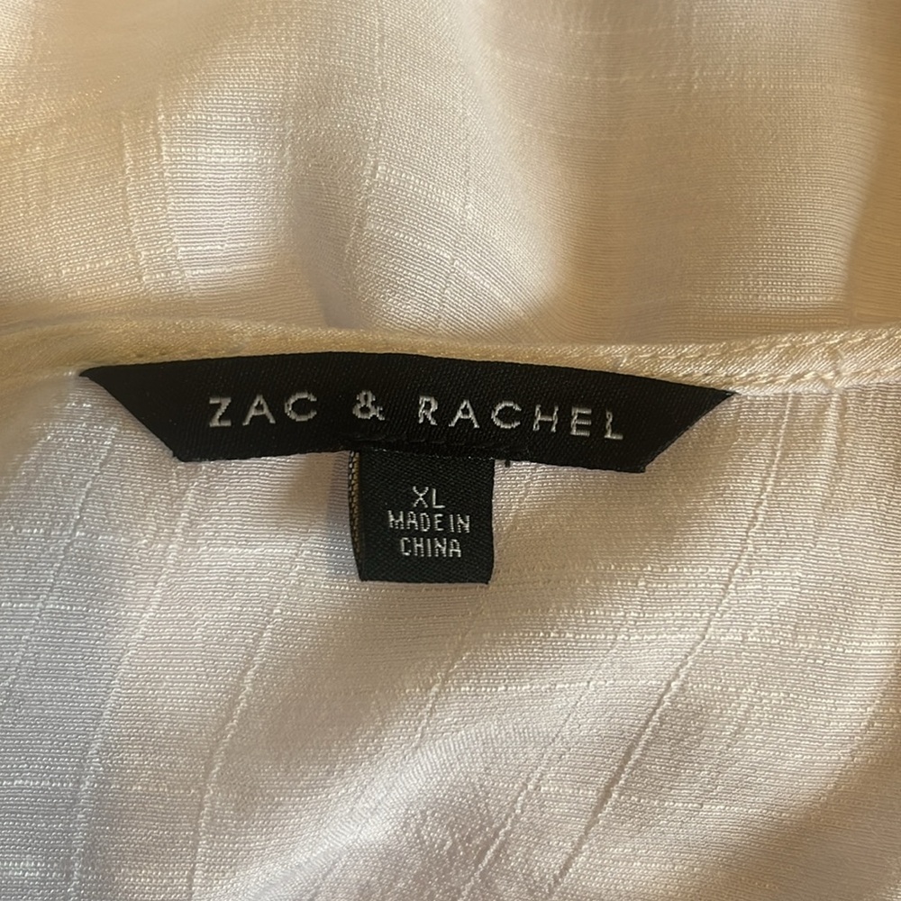 Zac & Rachel White Blouse with Elegant Design size XL - Picture 8 of 11